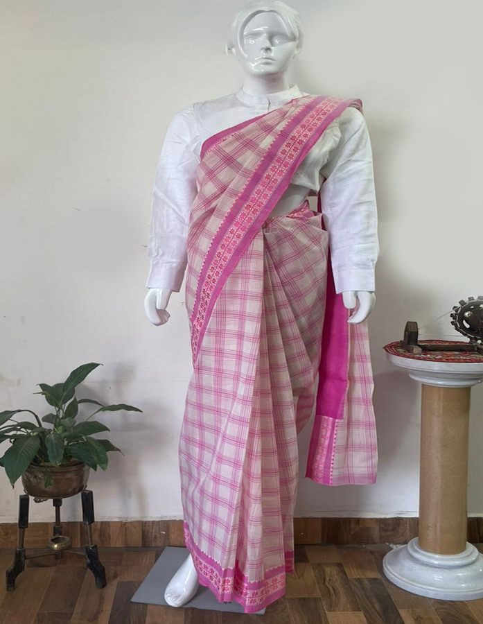 Pink and White coloured Shiffon Leheriya Saree with Blouse in cotton fabric