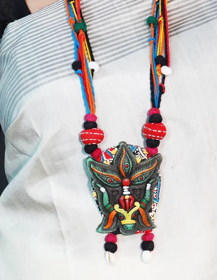 Buy Vintage Style with Modern Edge