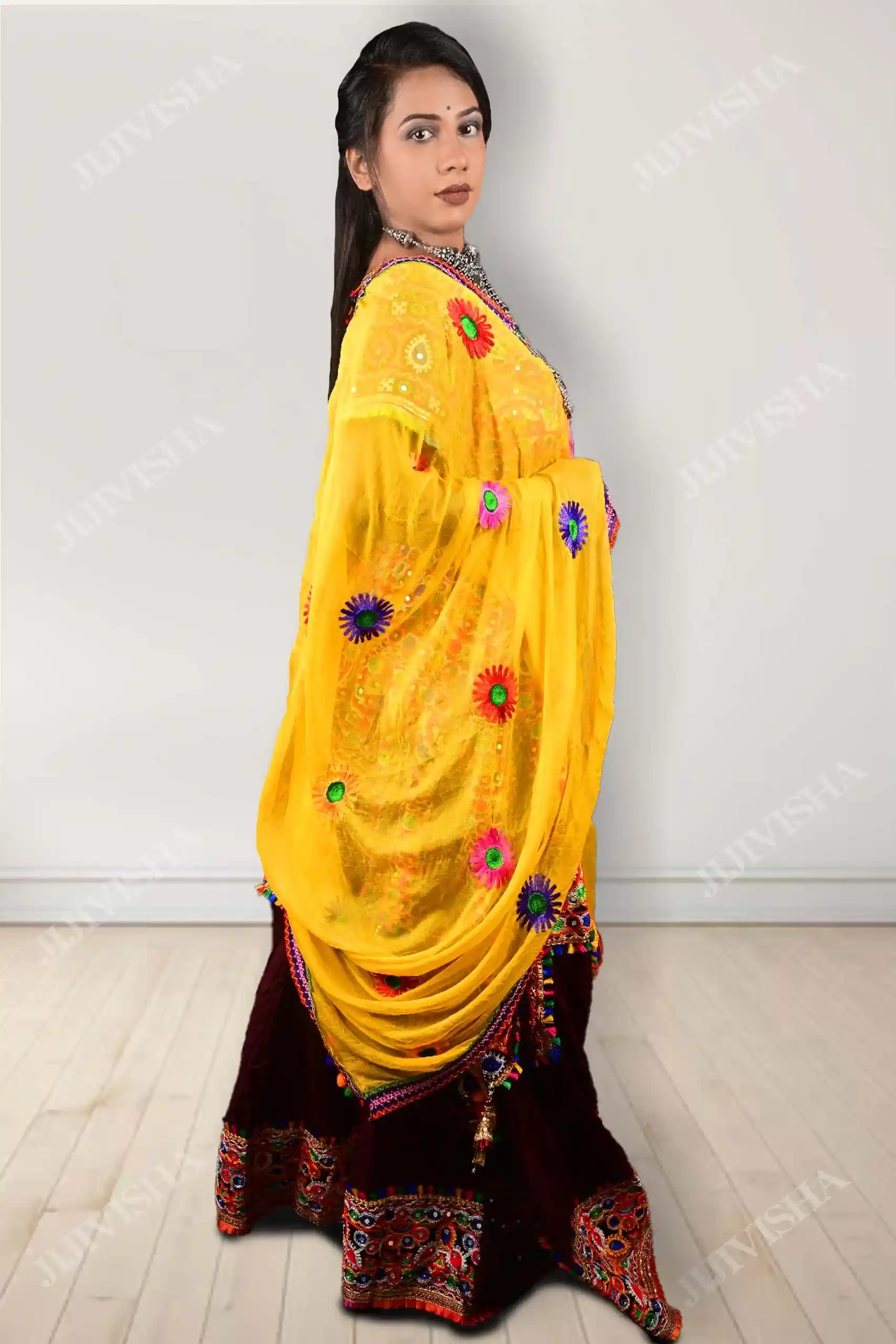 Buy Kutch Embroidered Lehenga Set Online