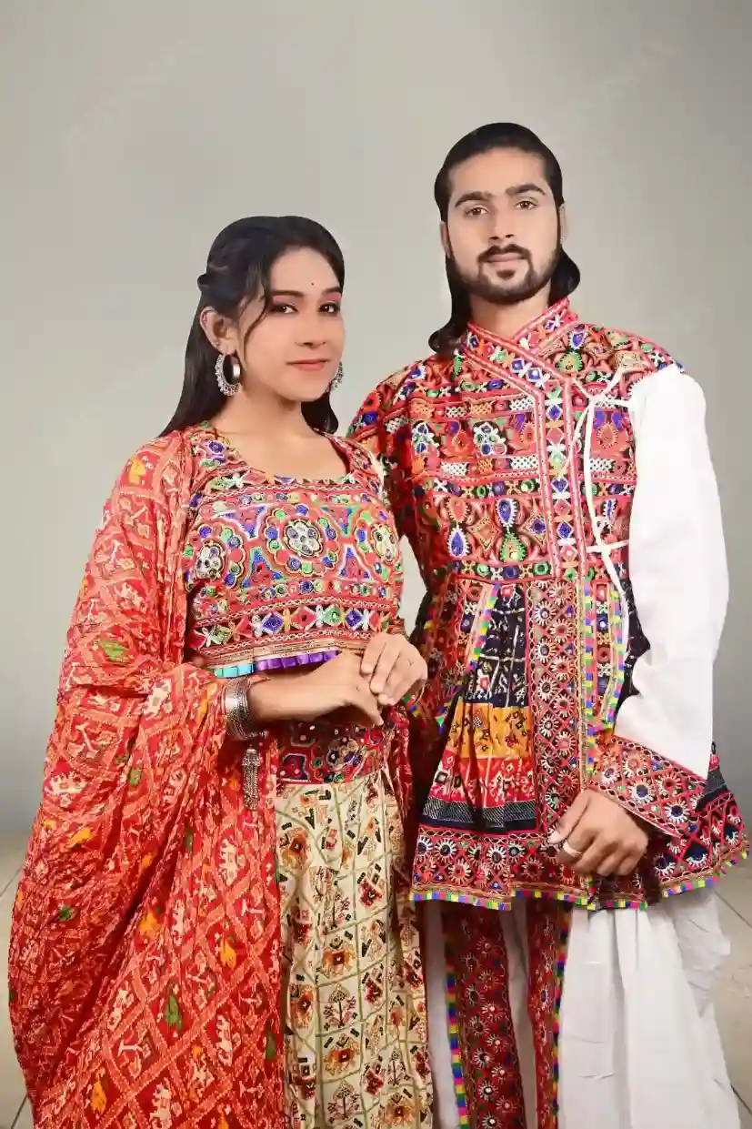 JVWAPLG017_8 Buy Timeless Patola Lehenga Set Online