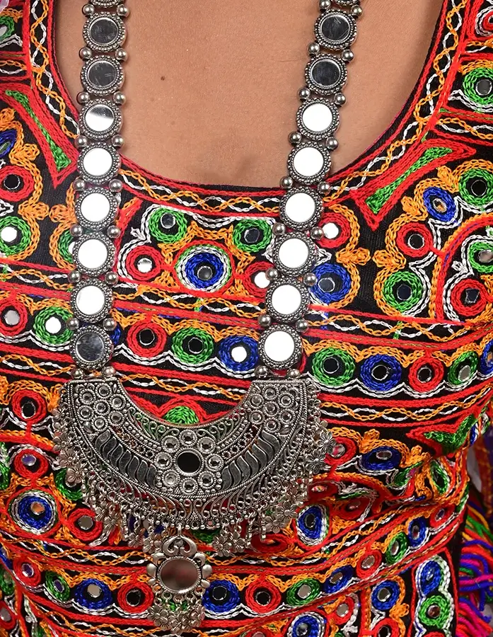 BUy Dazzling Reflections of Style