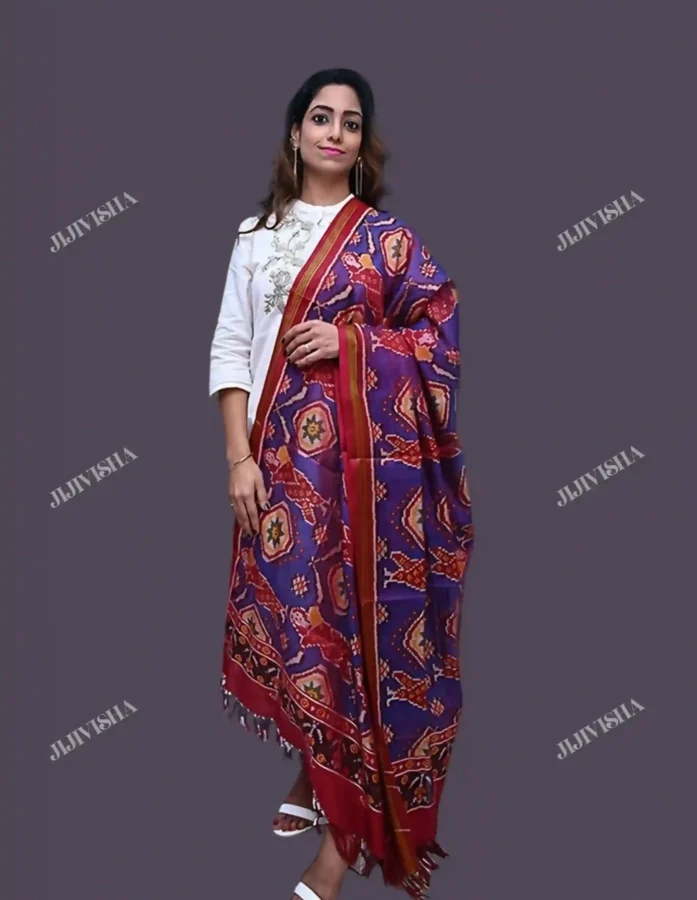 Buy Blue Patan Patola Handwoven Silk Dupatta with Delicate Fish Motifs Online