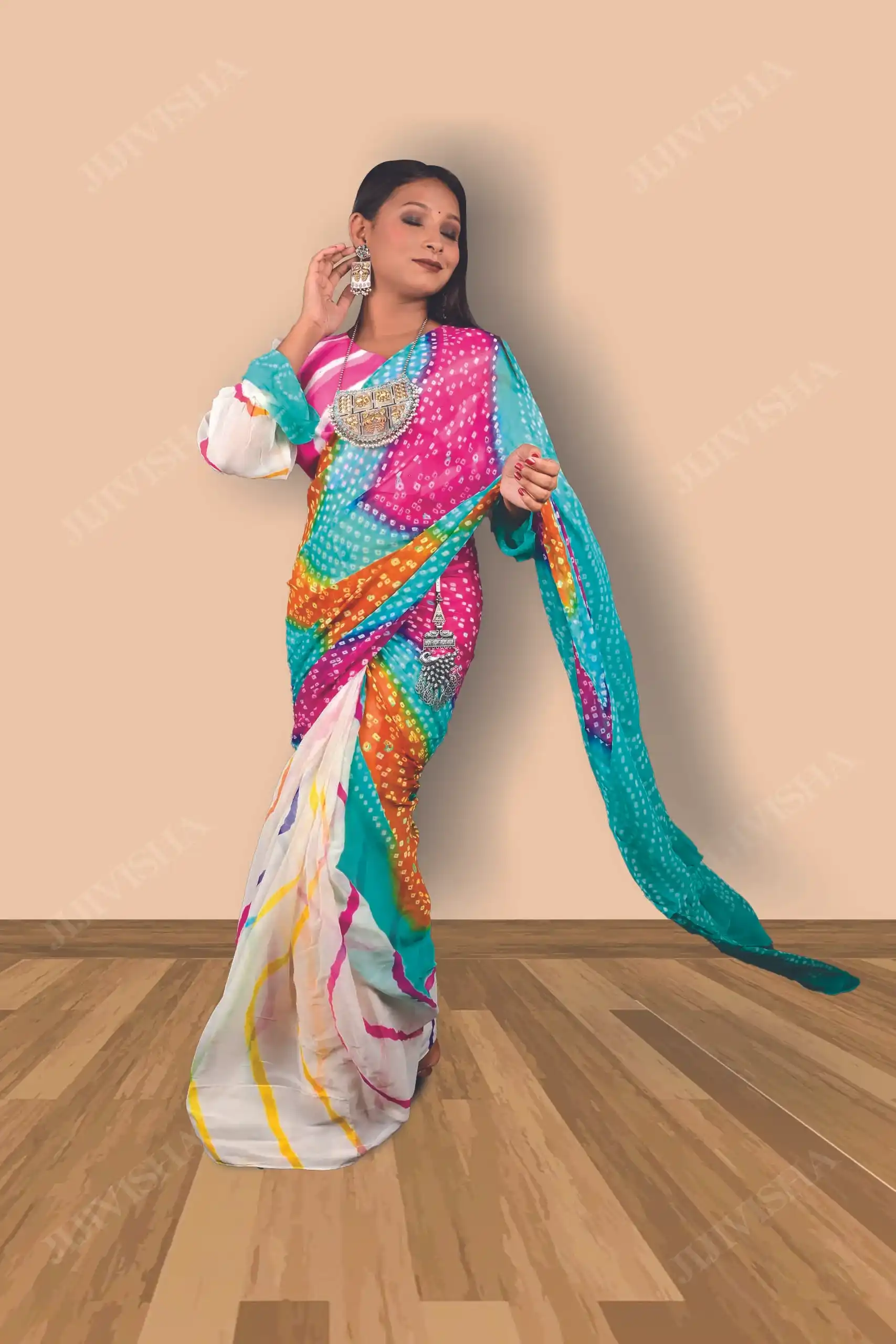 Buy Ivory & Pink Georgette Leheriya & Bandhej Saree Online