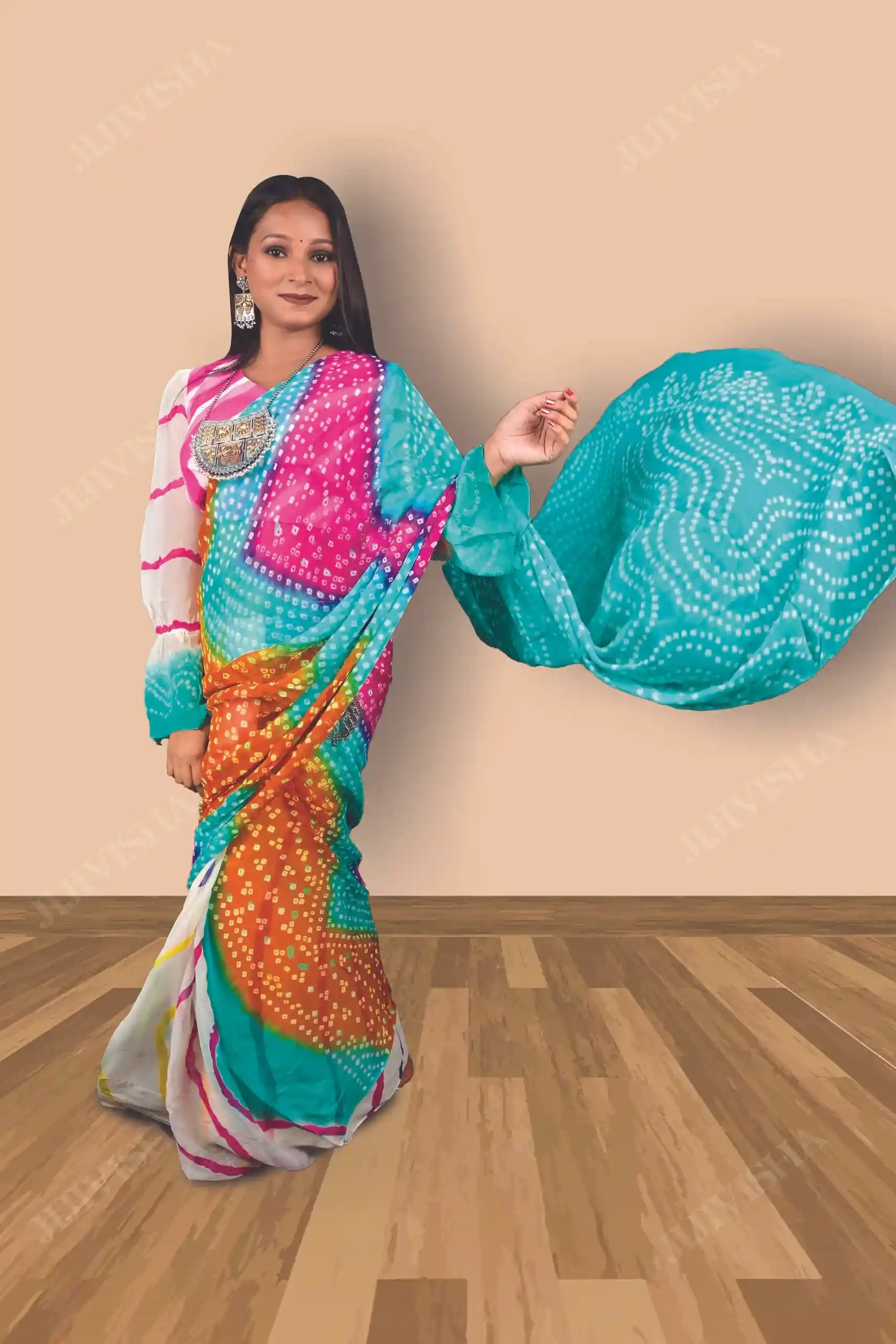 Buy Ivory & Pink Georgette Leheriya & Bandhej Saree Online