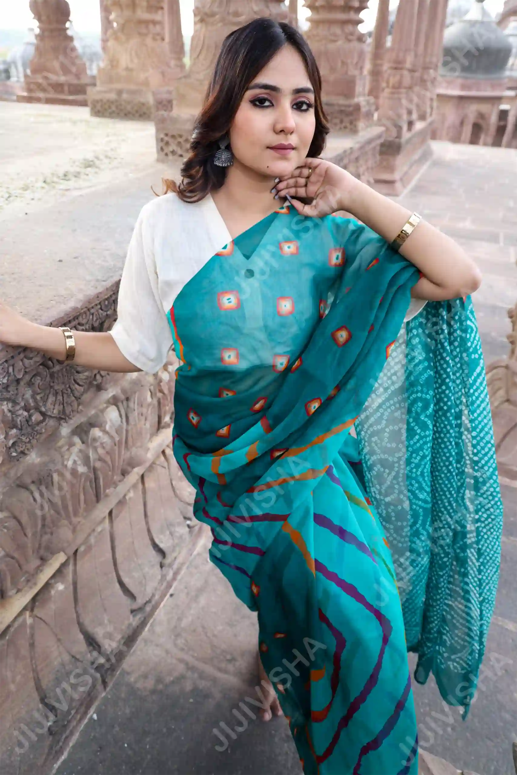 JVWSR072_4 Buy Parrot Green Saree Elegance Online