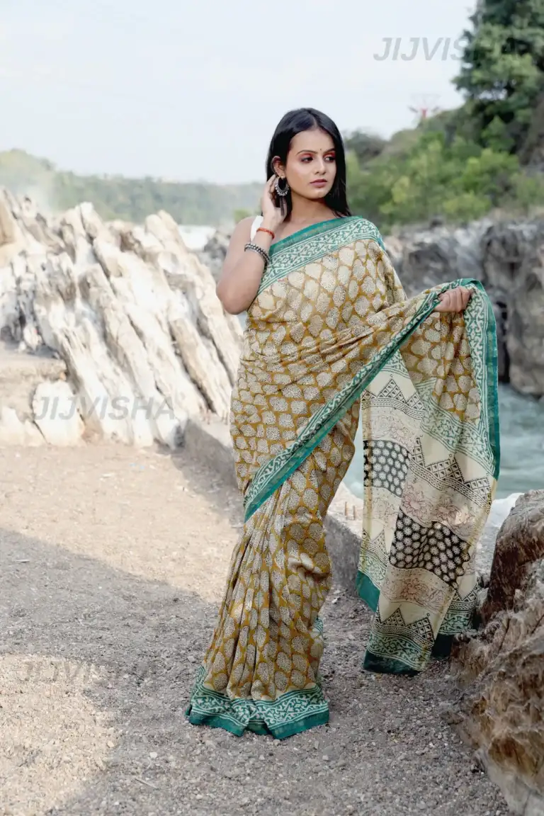 JVWSR131_3 Buy Ocher Yellow & Green Hand Block Printed Chanderi Silk Saree Online