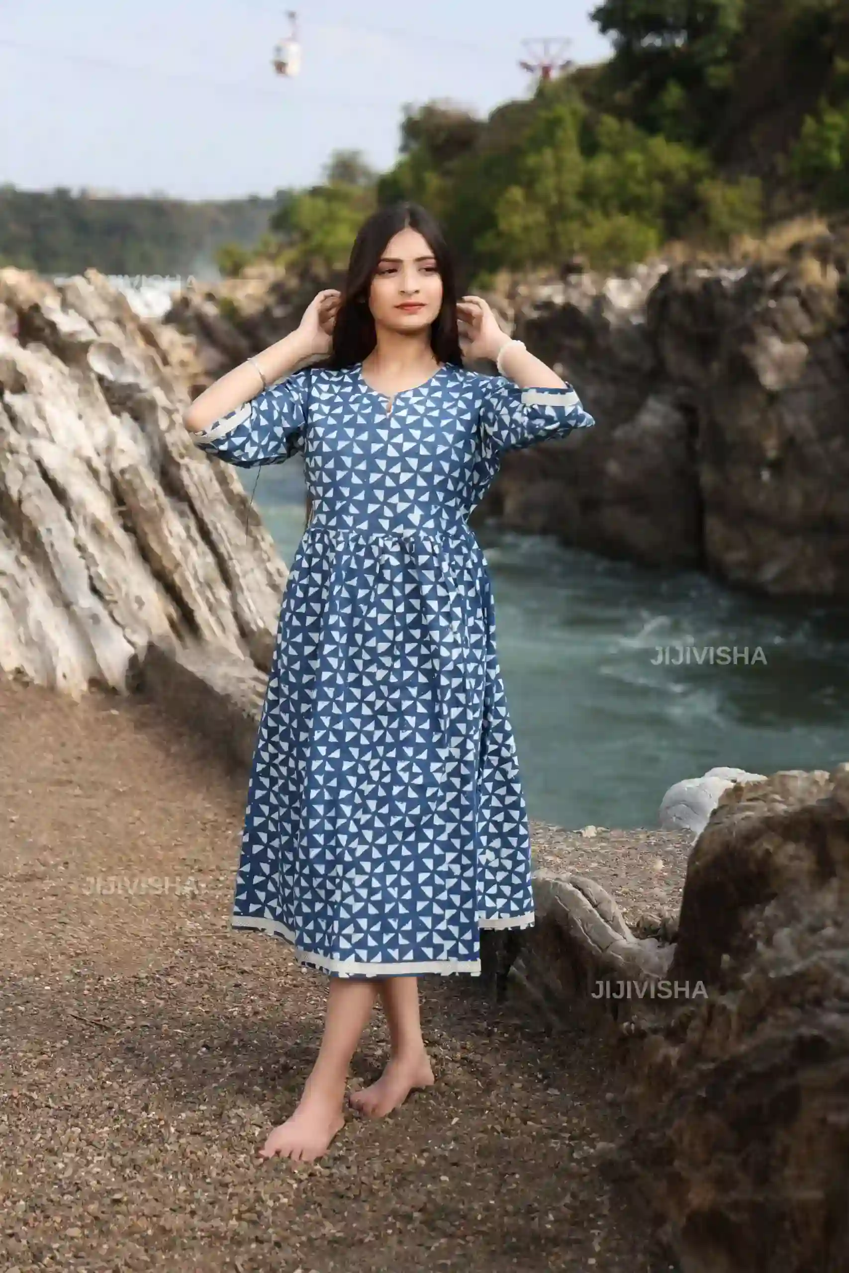 JVWAPTT024_1 Buy Neelam Trikona Hand Block Print Cotton Tunic Online