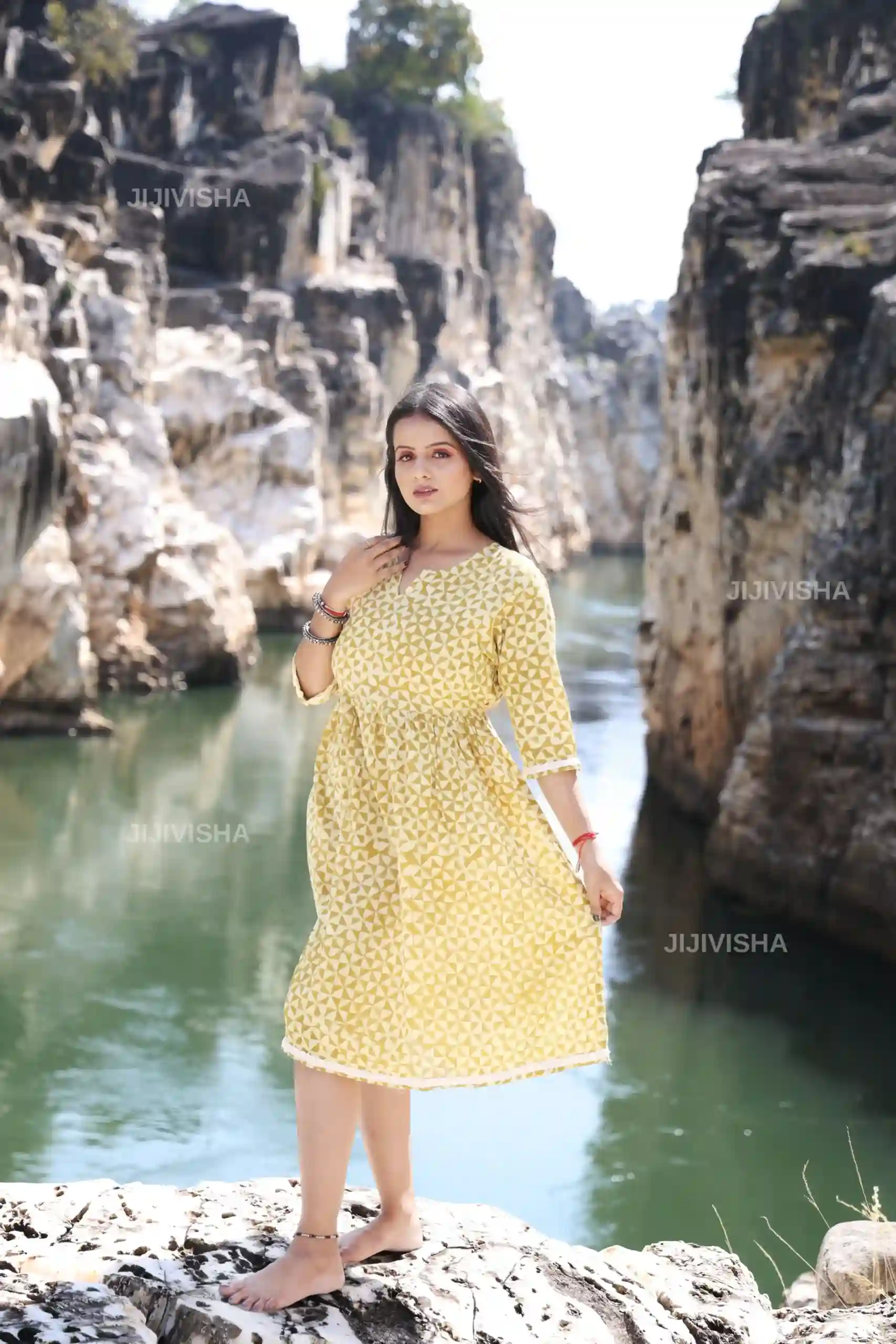 Buy Sunshine Triangle Motif Hand Block Print Cotton Tunic Online