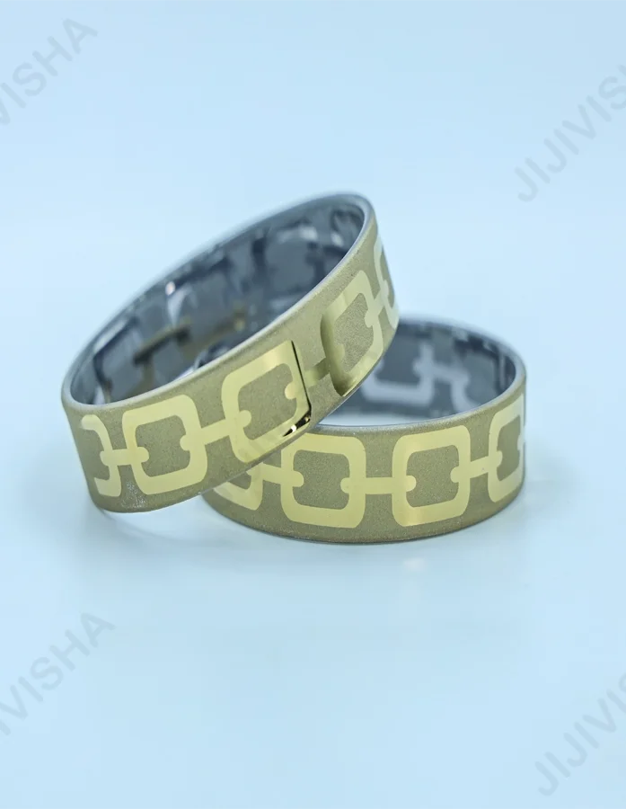 Golden Vine Glass Bangles