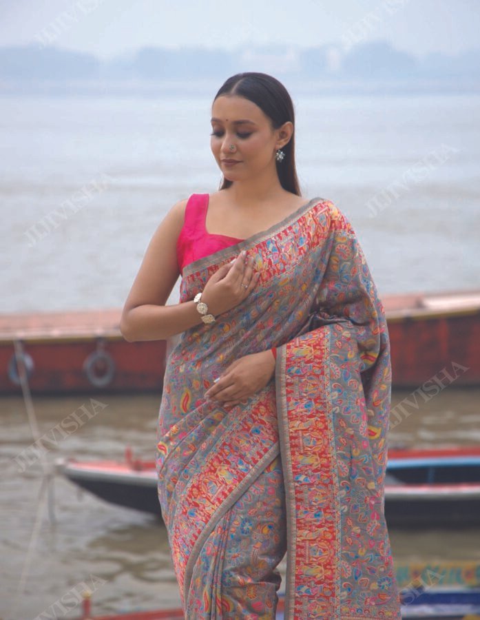 Buy Grey Kani Weave Silk Saree with Raja Rani Motifs Online