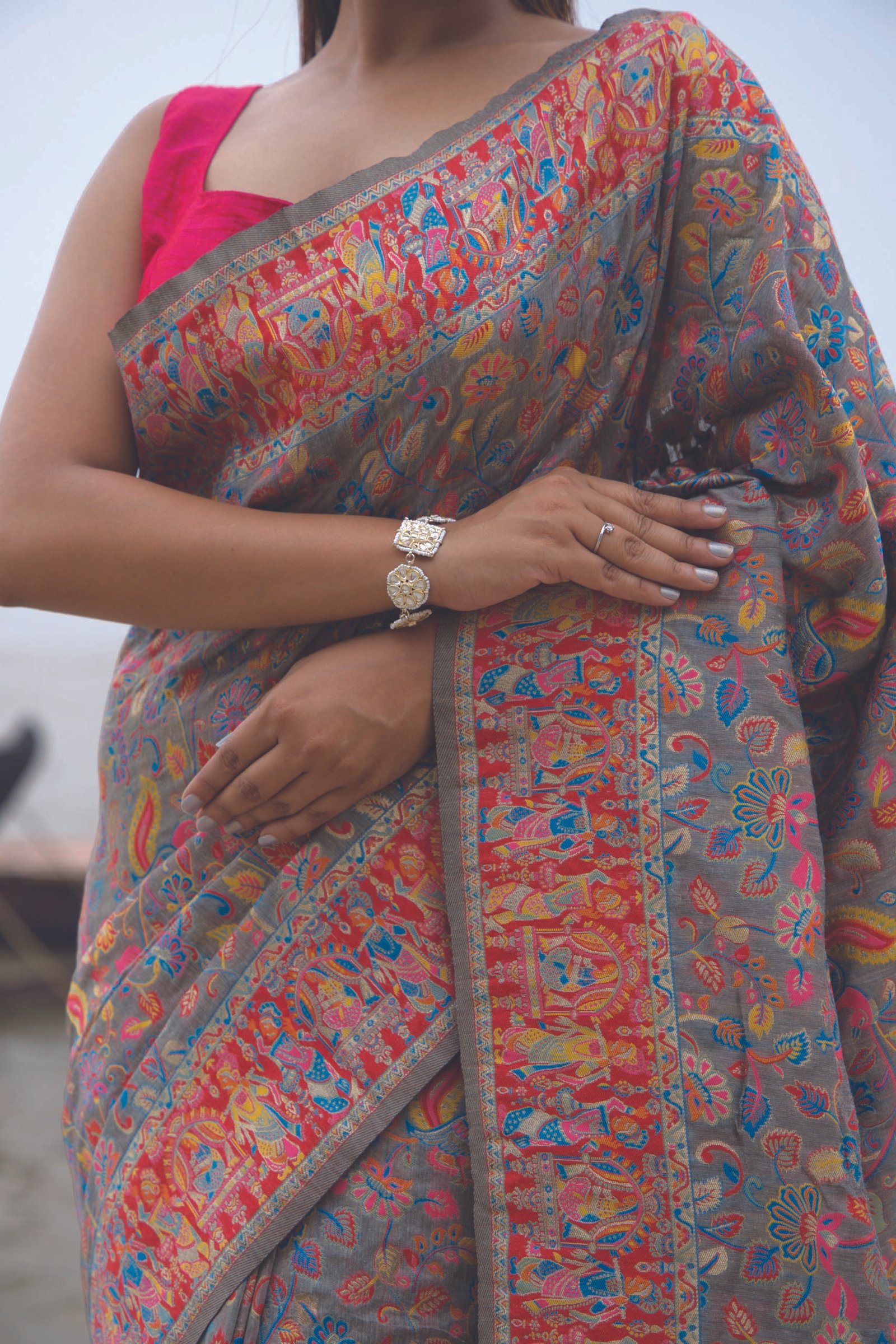 Buy Grey Kani Weave Silk Saree with Raja Rani Motifs Online