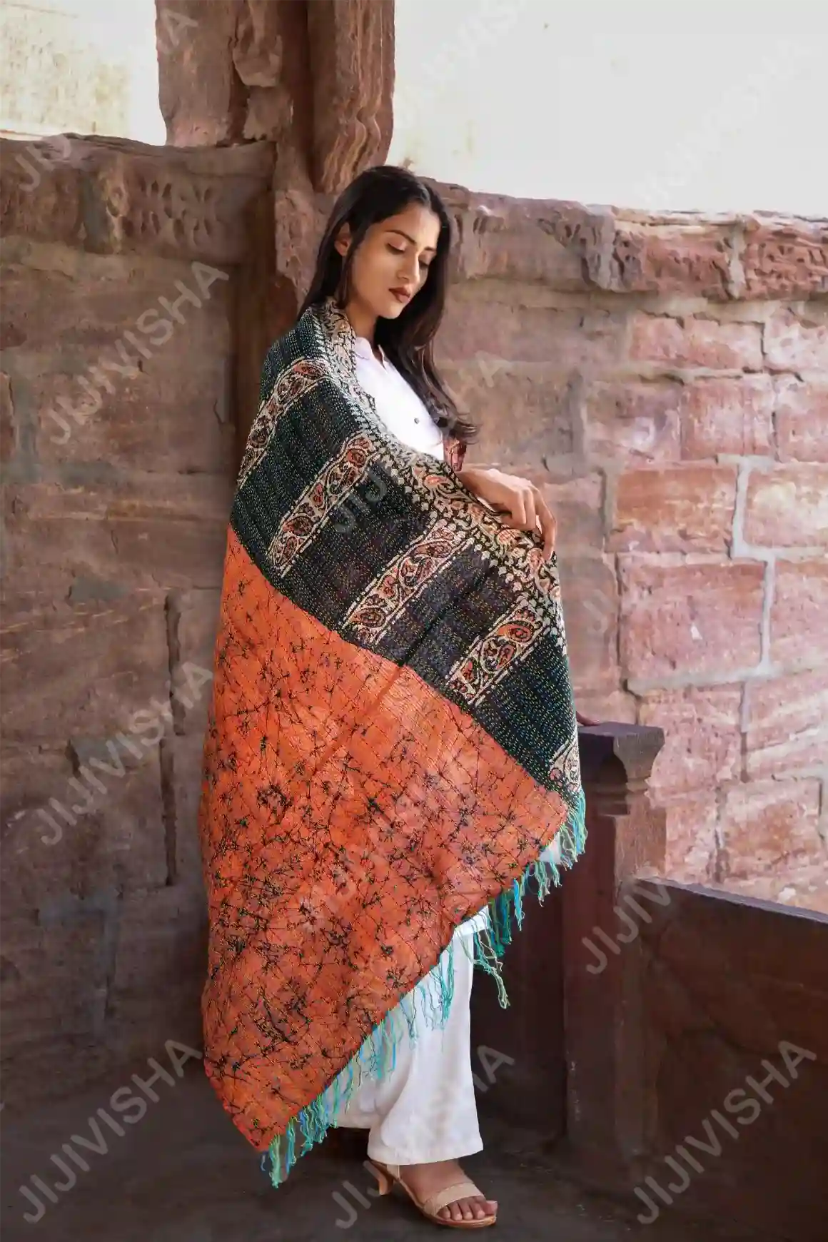 Buy Pattachitra Silk Stole Online