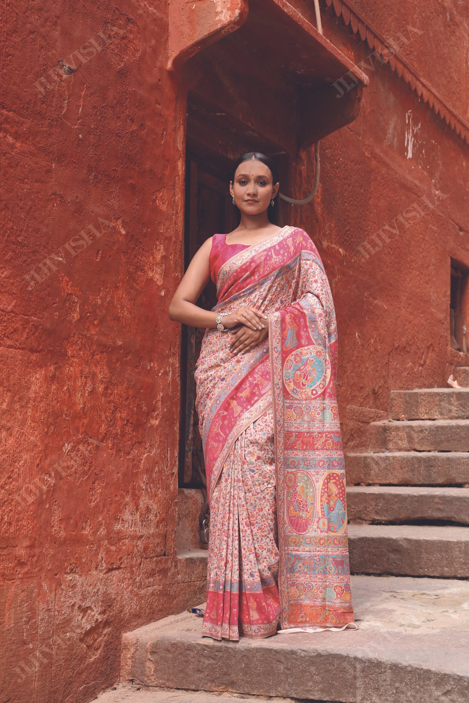 JVWSR203_1 Buy Light Pink Kani Silk Saree with Raja Rani Motifs Online