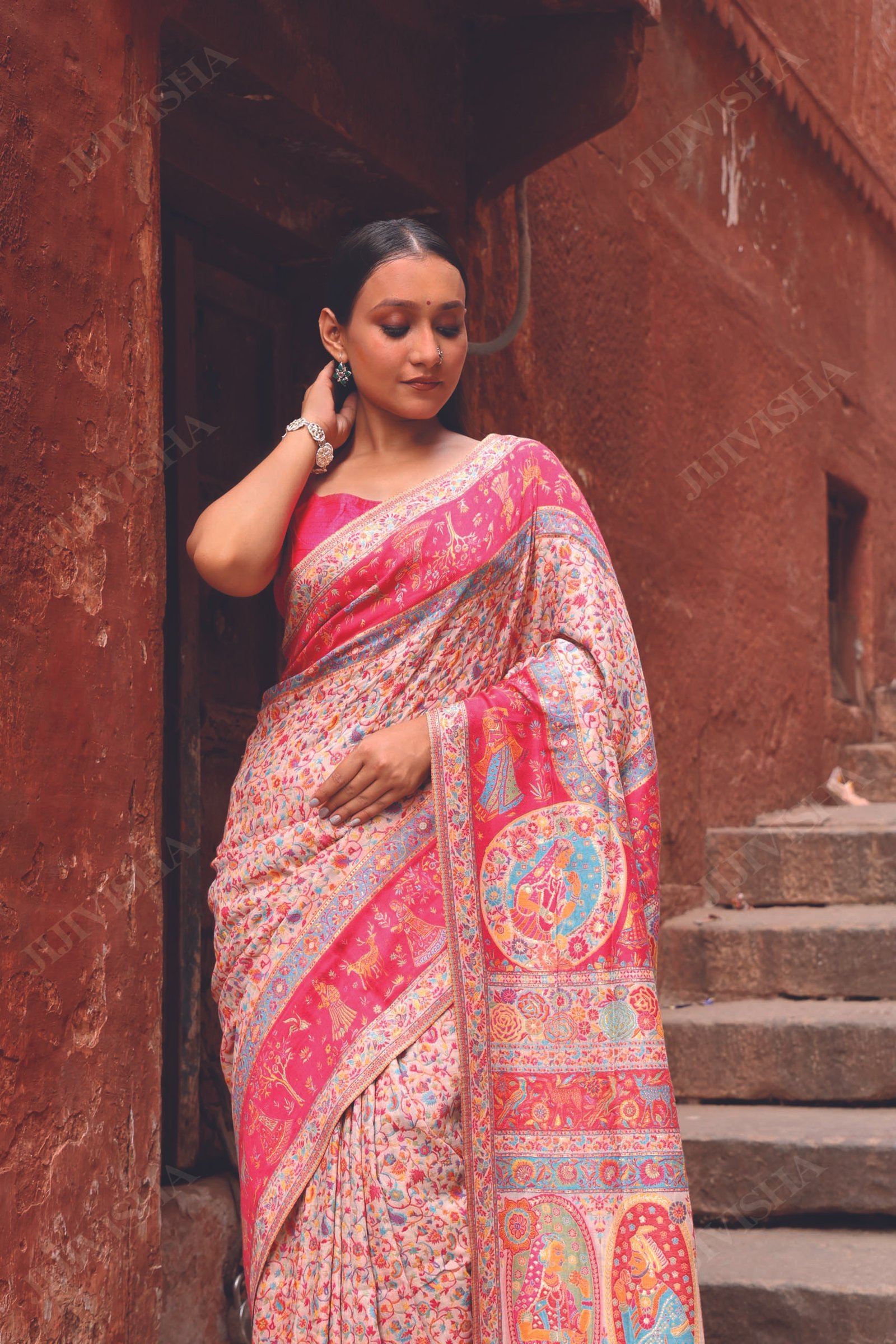 JVWSR203_5 Buy Light Pink Kani Silk Saree with Raja Rani Motifs Online