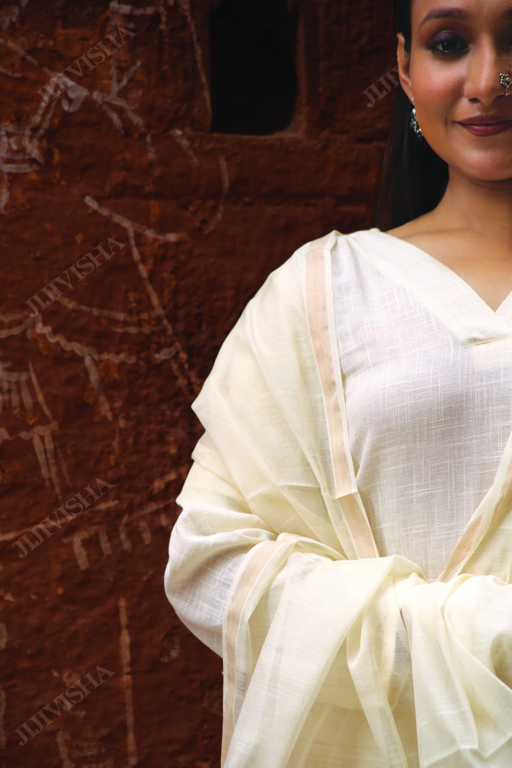 Buy Ivory Chanderi Silk Dupatta with Golden Border Online