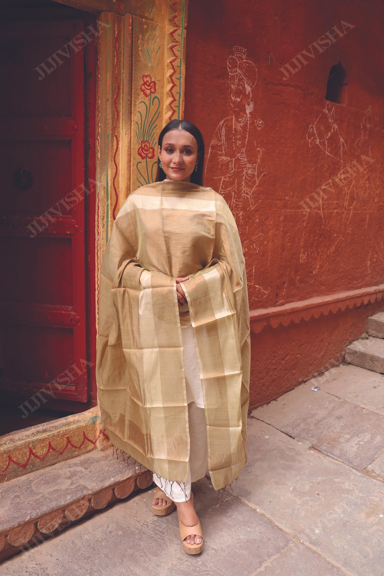 Buy Golden and Beige Handwoven Chanderi Silk Dupatta Online