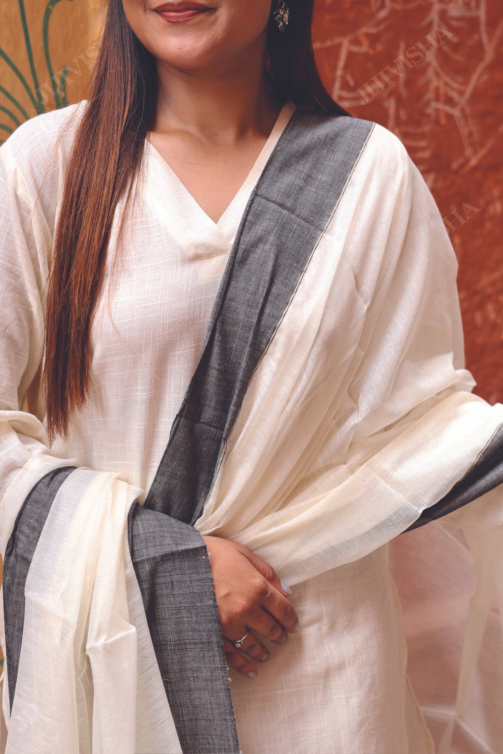 JVWAPSW046_5 Buy Off White Chanderi Silk Dupatta with Grey Border Online