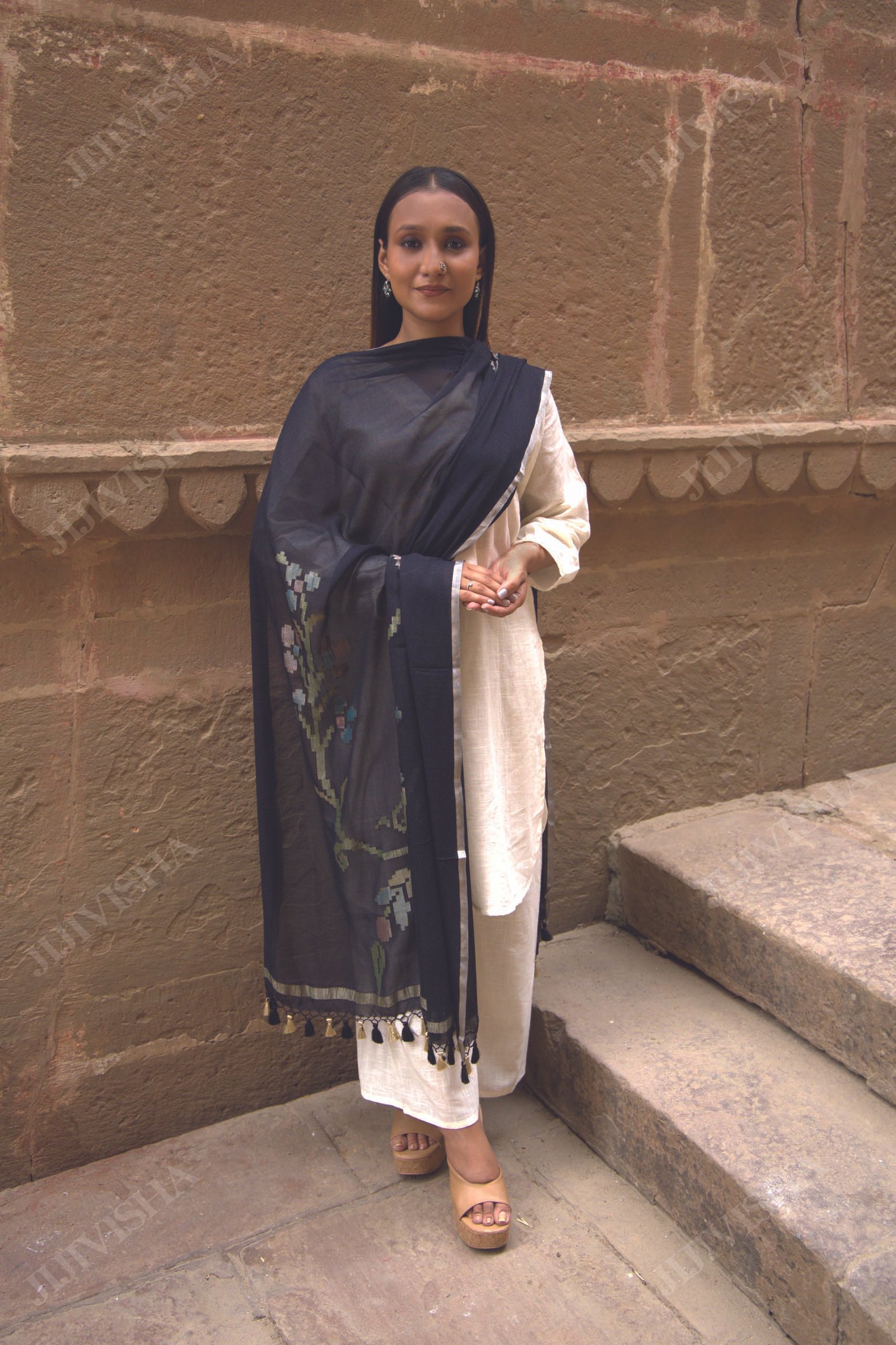 Buy Black Banarasi Georgette Dupatta Online