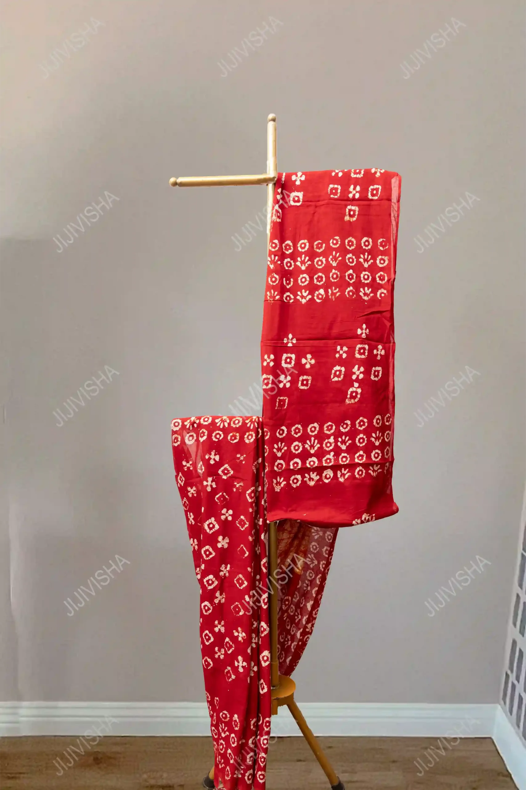 Buy Maroon and Ivory Hand Baatik Cotton Saree