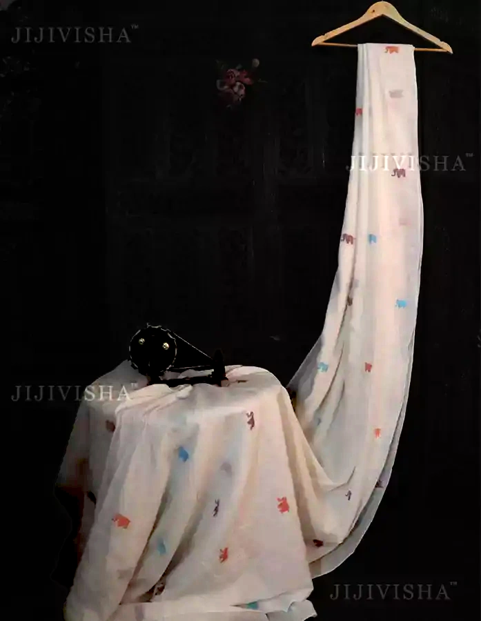 Buy Elephant Motifs Ivory Jamdani Handwoven Fabric