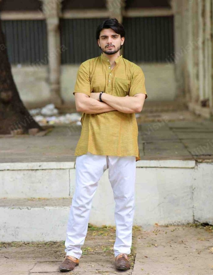 Green Hand Woven Cotton Half Sleeves Kurta