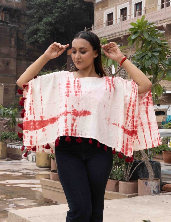 Ivory & Red Poncho Top In Kalacotton With Shibori Hand Print