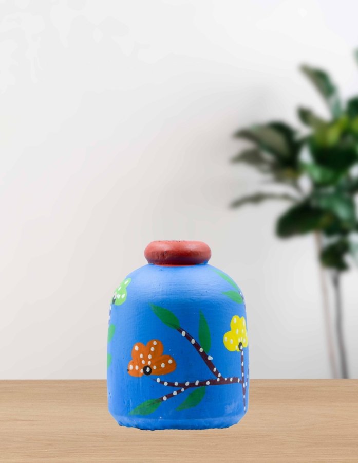 Elegant Floral Patterns on a Finely Carved Wooden vase