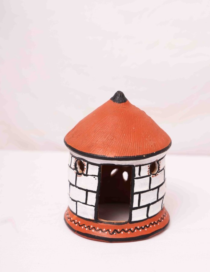 Kutch Handcrafted Terracotta Hut-Style Candle Lamp