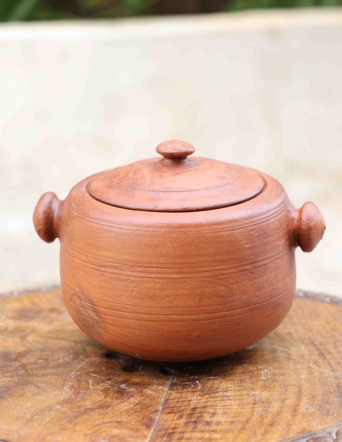 Kutch Traditional Terracotta Clay Handi with Lid
