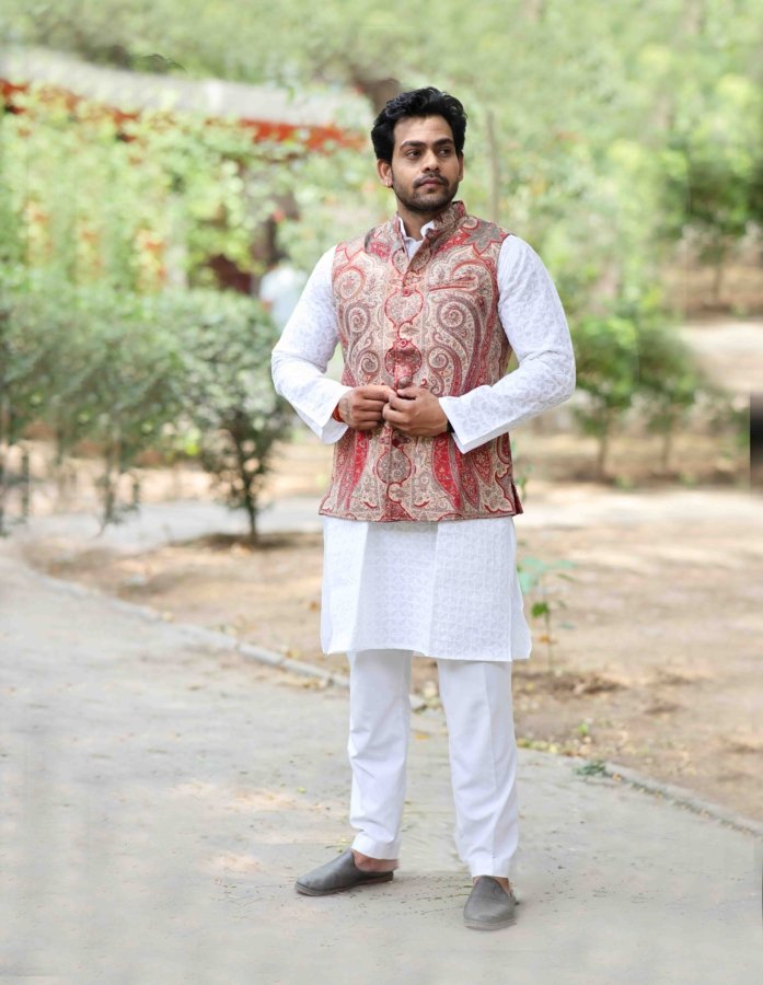 Maroon Kani Weave Men's Half Jacket