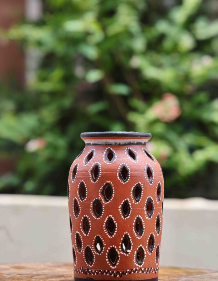 Kutch Terracotta Oval Glow Lamp With Leaf Cutouts