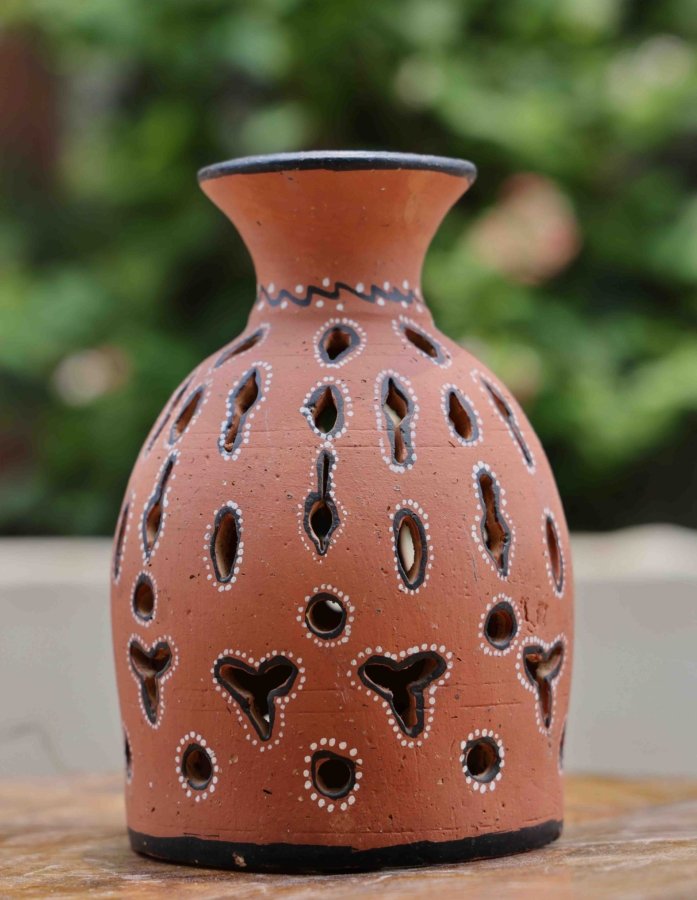 Kutch Luma Leaf Terracotta Lamp with Cutouts