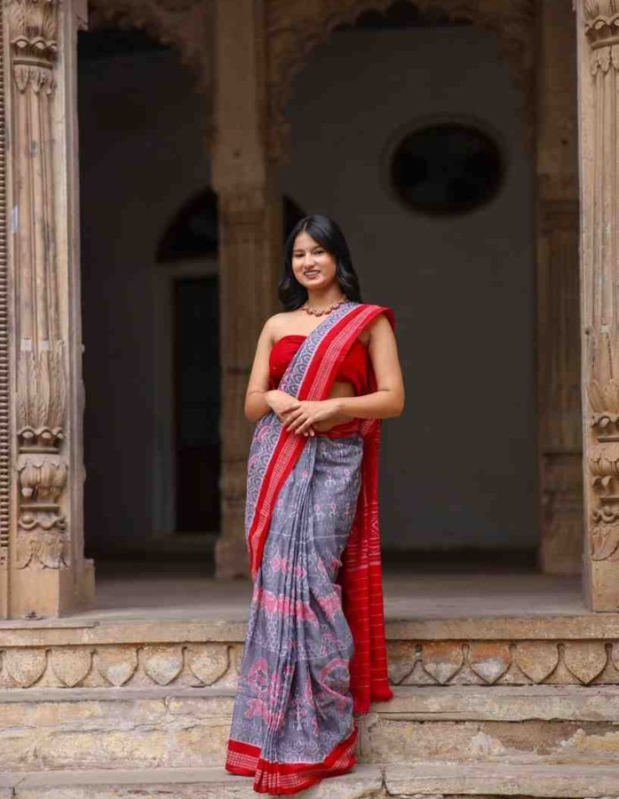 Sambalpuri Ikkat Chakra Art Grey Cotton Saree