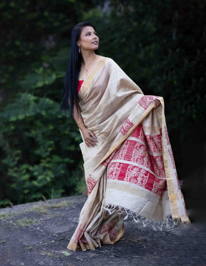 Kosa Silk Saree with Red Tribal Couple Motifs