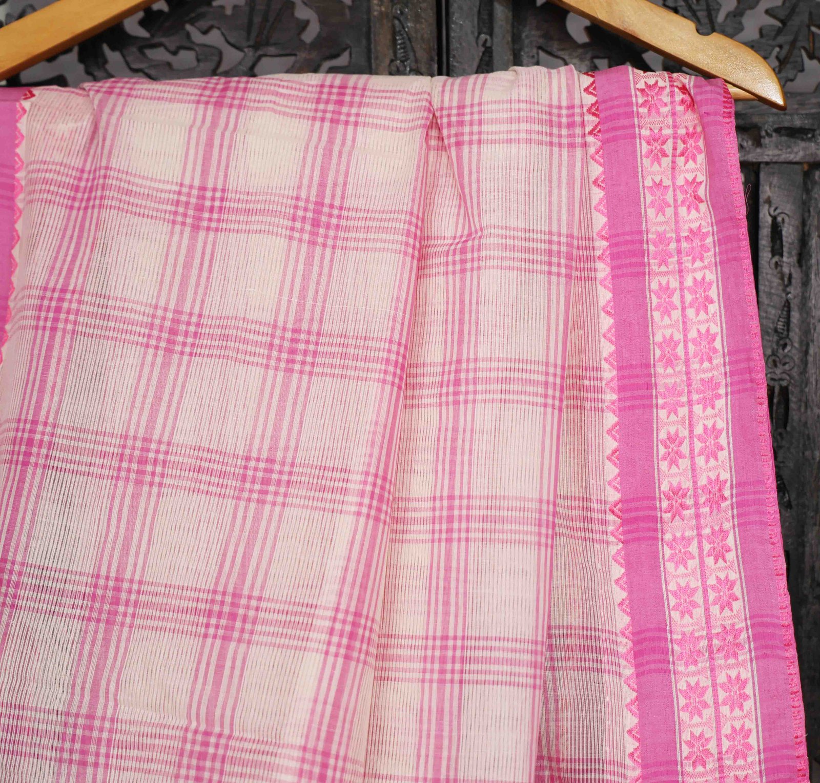 Buy Handwoven Pink & White Bengal Tant Saree Online