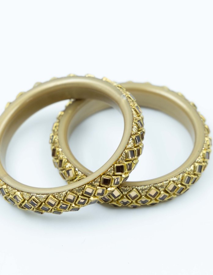 Stunning Seep Bangles With Glass Work