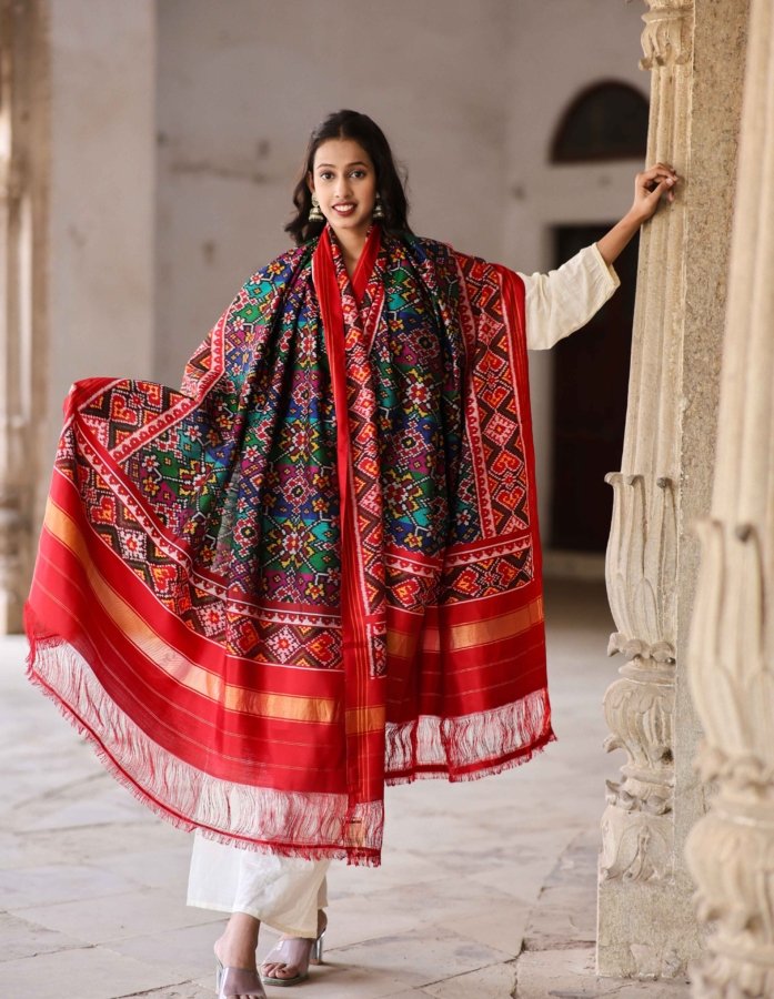 Exquisite Red,Green,Blue Ikkat Patan Patola Dupatta