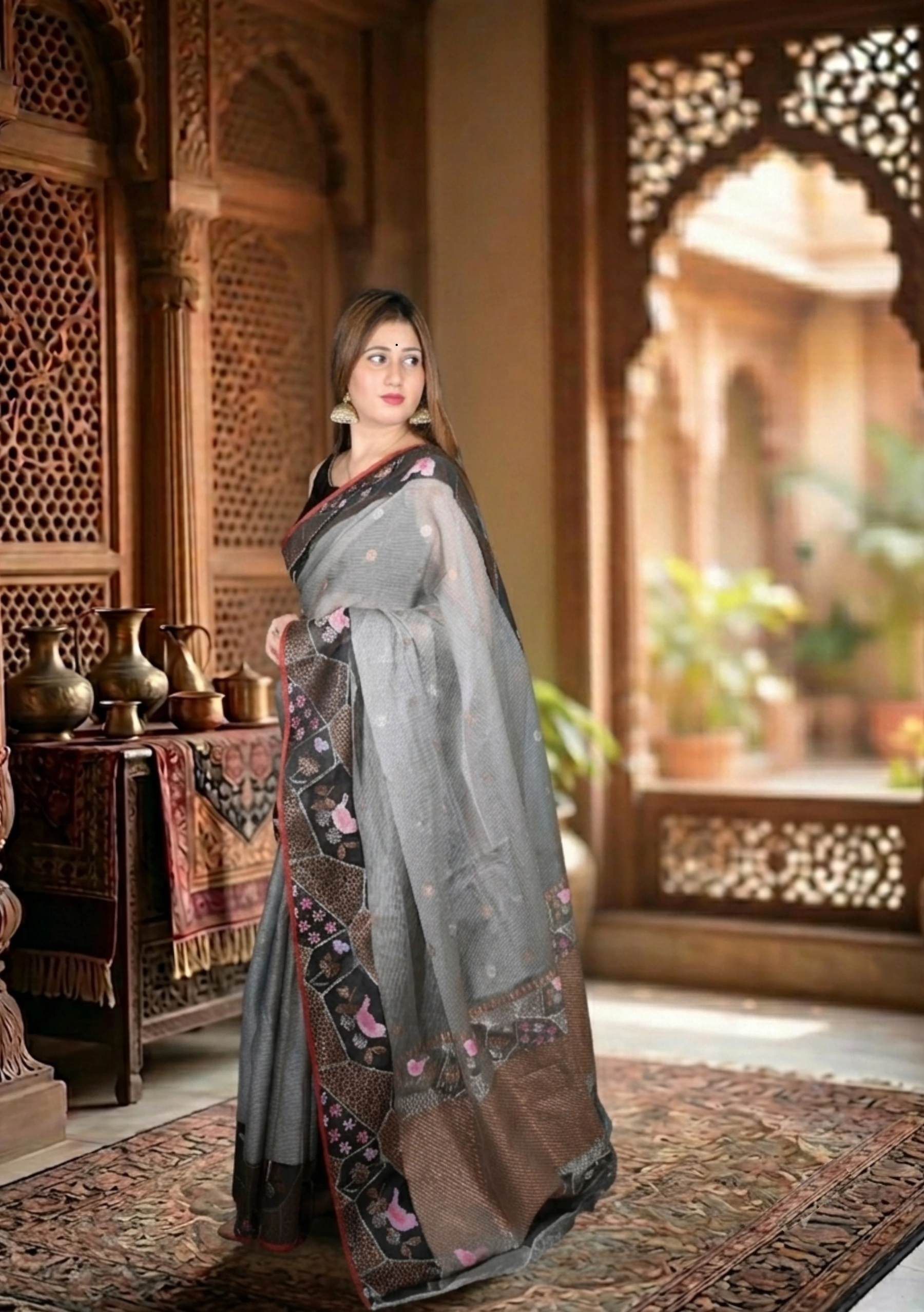 Grey saree 3